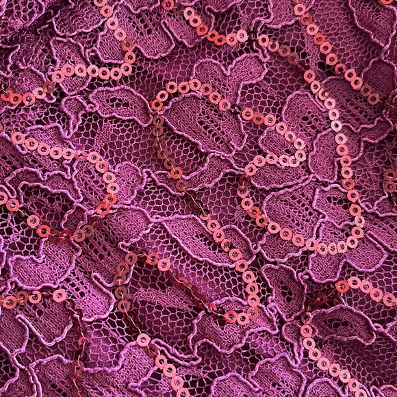 NWT Marina Burgundy Sequin Lace Floral Sheath Cap Sleeve Cocktail Dress Size 14 - Picture 3 of 14